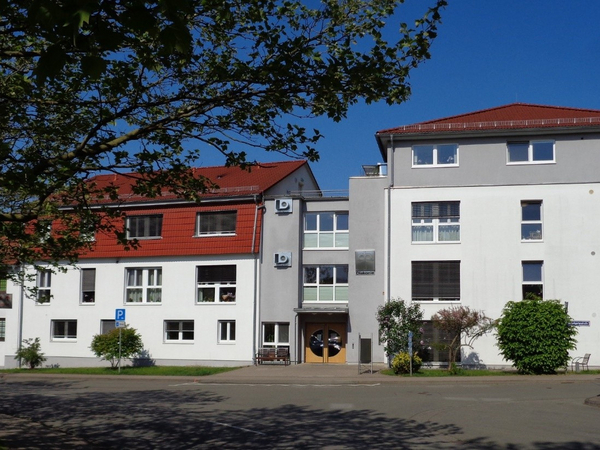 Gebäudeansicht der Immanuel Seniorenpflege Am Schloss in Schmalkalden